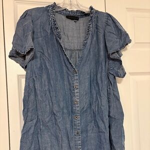 Jane and Delancey Size 1X Denim Short Sleeve Top